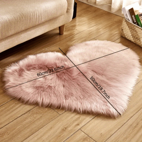 1pc Heart-Shaped Faux Sheepskin Area Rug - Soft and Plush Carpet for Home, Bedroom, Nursery, and Kid's Room - Perfect for Home Decor and Comfort (Color: pink, size: 19.69*23.62inch)